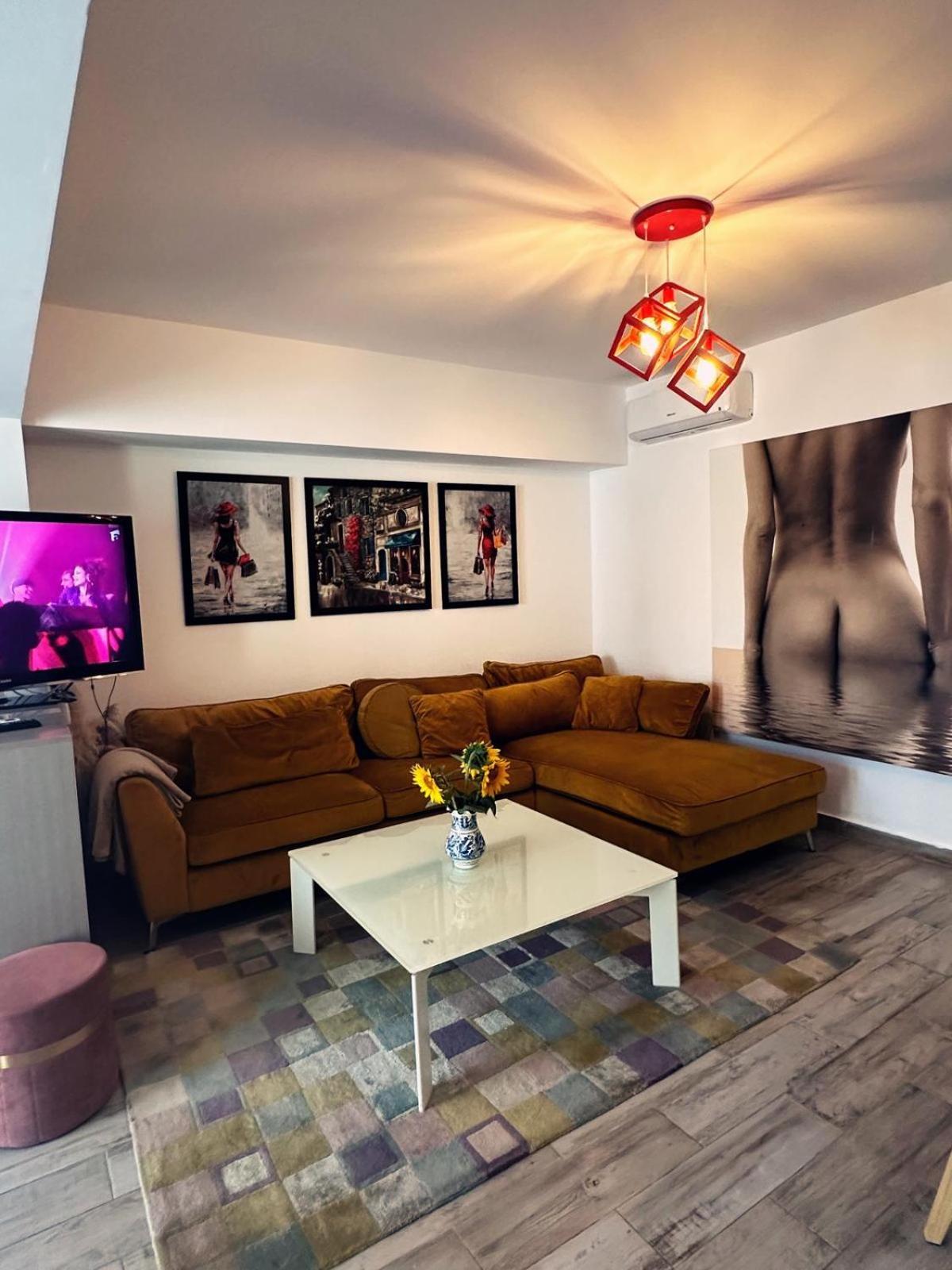 Rohan Studio One Aparthotel Năvodari Екстериор снимка
