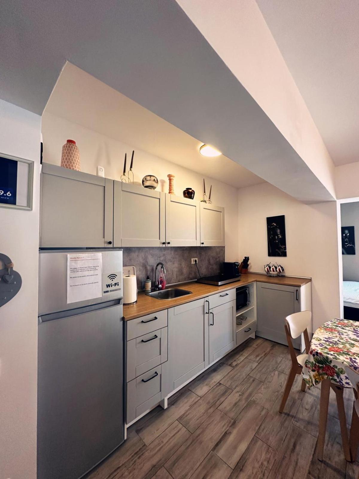 Rohan Studio One Aparthotel Năvodari Екстериор снимка