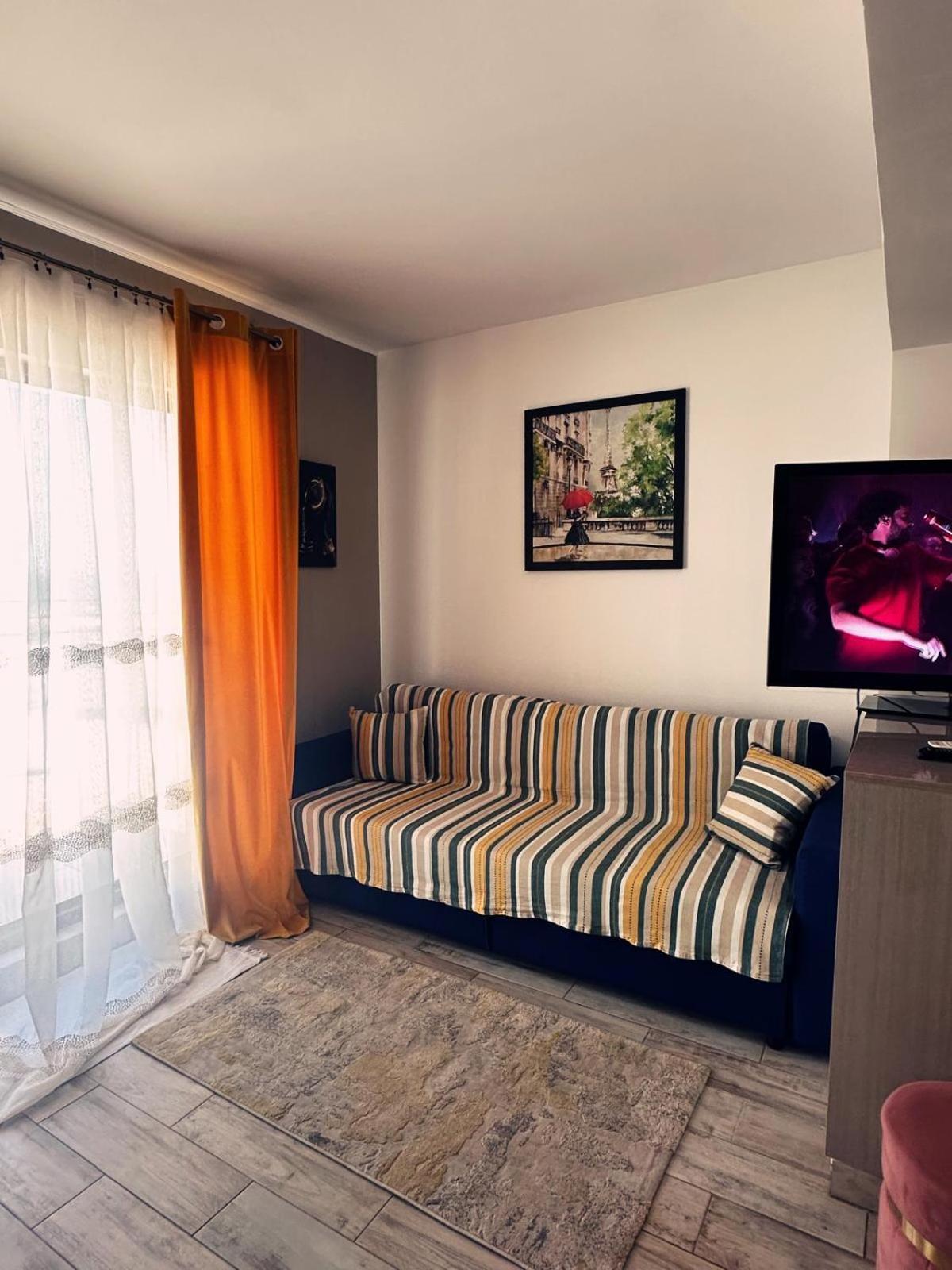 Rohan Studio One Aparthotel Năvodari Екстериор снимка